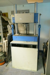 Mayes 100kN Servo Hydraulic Test Machine