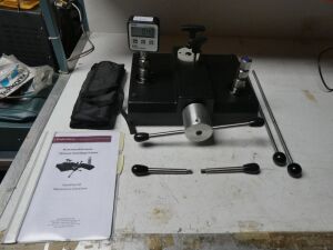 Budenberg BGH P100 Series Hydraulic Dead-Weight Tester