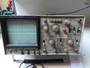 Goldstar OS-7040 Oscilloscope