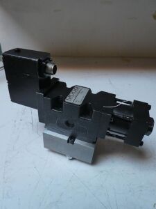 Moog Direct Drive Servo Valve