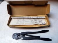 AMP Crimp Tool