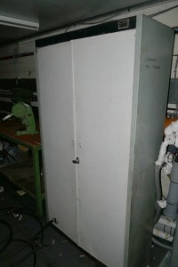 6ft Steel Cabinet With Retracting Doors