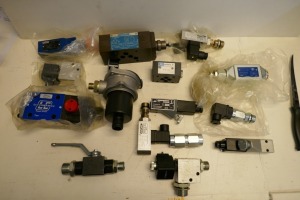 Assorted Hydraulic Components