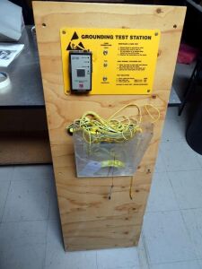 Grounding Test Machine With Wrist Bands