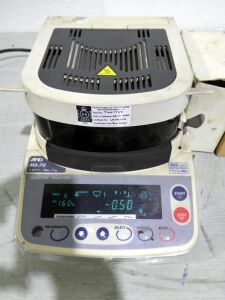 AND MS-70 Moisture Analyzer