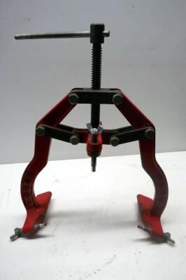 Pipe E-Z 8 5-8" Pipe Clamp