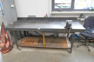 Steel Workbench With Vice