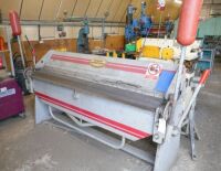 Morgan Rushworth 80" Box & Pan Folder