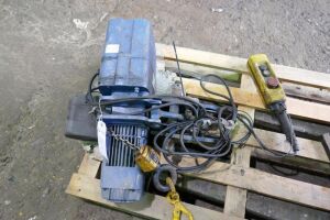 Demag 0.5T Hoist