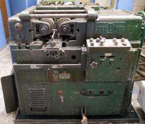 Pee-Wee IV SOND 9 Thread Roller, With Associated Spare Dies,