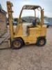 Caterpillar V40B Forklift Truck