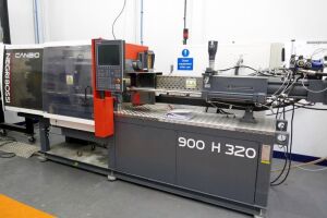 NEGRI BOSSI 90T INJECTION MOULDER (YOM : 2019)