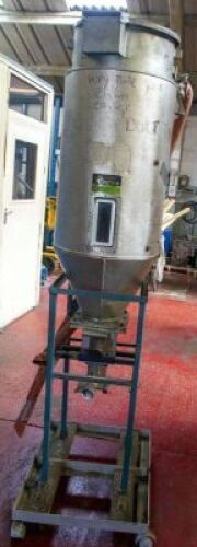 Piovan drying stand 75 litres