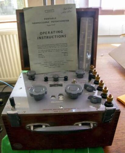 Portable thermocouple potentiometer