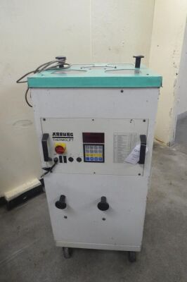 Arburg Thermolift 100-2 Material Dryer