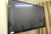 LG 42PA4500 Plasma TV