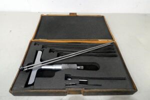 Mitutoyo 0-200mm Depth Gauge