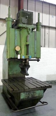 Finlay V150 Straightening Press 150T Capacity