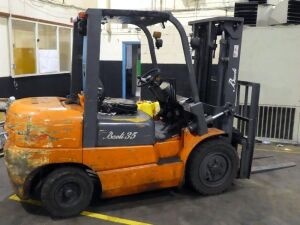 Jingjiang Baoli 3.5T Diesel Forklift