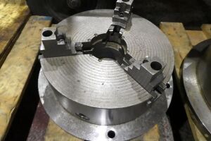 12" 3 Jaw Chuck