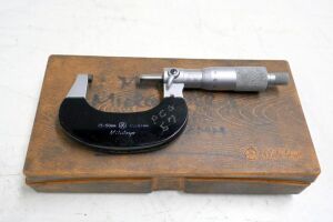 Mitutoyo 25-50mm Micrometer