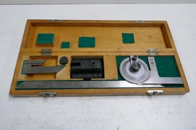 MicroPol Universal Protractor