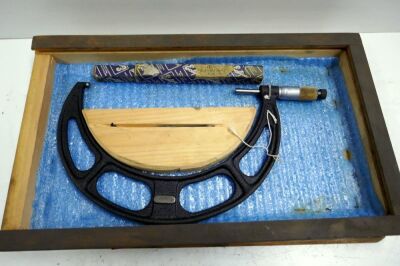 Starrett 6"-8" Micrometer