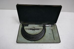 Moore & Wright 5-6" Micrometer