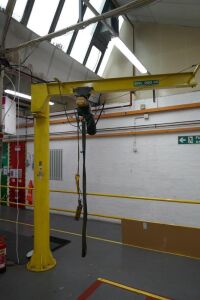 Morris 250kg Swing Jib Crane