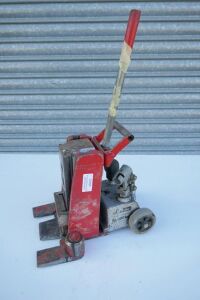 Jung JH10G Plus Hydraulic Lifting Jack 10T Capacity