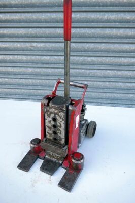 Jung JH6G Plus Hydraulic Lifting Jack 6T Capacity