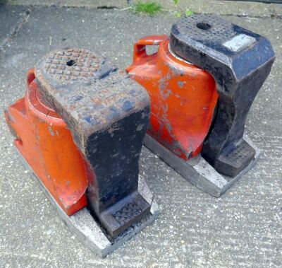 Yale Hydraulic Lifting Jacks 24T Capacity 2 Off