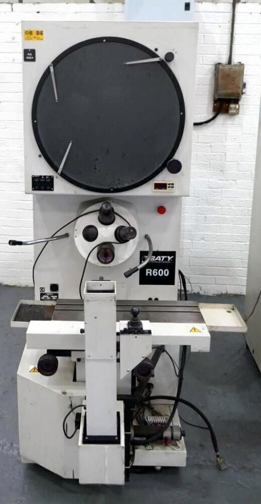 Baty Shadowgraph Baty R550/R600 Shadowgraph Projectors June Collective Auction ...