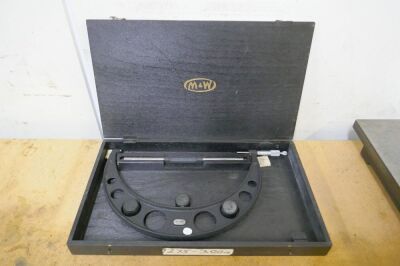 Moore & Wright 275-300mm Micrometer