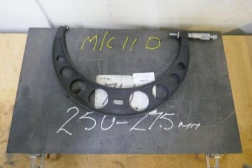 Moore & Wright 225-250mm Micrometer