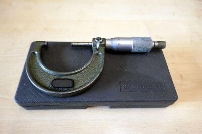 Mitutoyo Micrometer 25-50mm