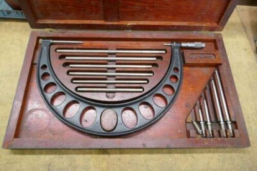 Brown & Sharpe 0-11" Micrometer
