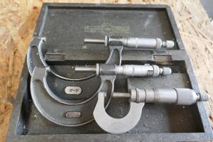 Moore And Wright 0-3" Micrometers