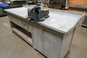 Wooden Workbench With Record 25 Vice