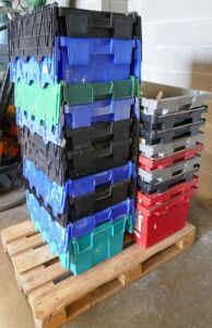 Pallet Of 2 Variants Of Plastic Crates