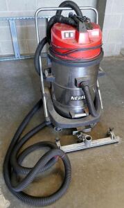 Nevada Wet/Dry Industrial Vacuum Cleaner