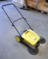 Karcher S650 Manual Floor Sweep