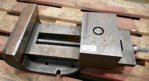 9" Heavy Duty Machine Vice