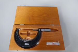 Starrett 75-100mm Micrometer