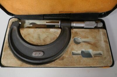 Moore & Wright 2-3" Micrometer