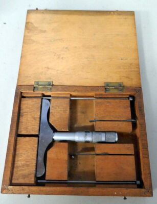 Moore & Wright 0-3" Depth Micrometer