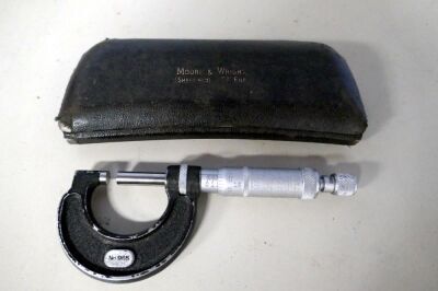 Moore & Wright 0-25mm Micrometer