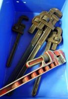 Record Pipe Wrenches