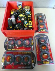 Quantity Of Assorted Tape Measures