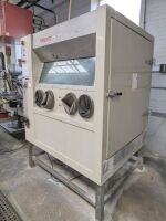 Vapormatt Cougar - Wet Abrasive Blasting Machine 